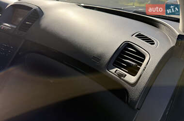 Универсал Opel Insignia 2009 в 