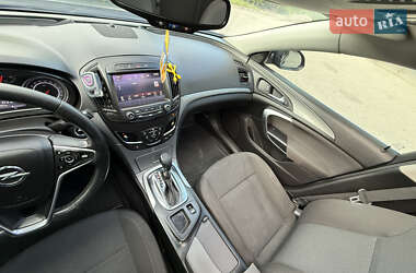 Универсал Opel Insignia 2015 в 