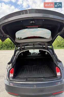 Универсал Opel Insignia 2015 в 