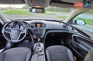 Седан Opel Insignia 2009 в 