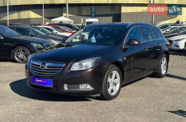 Универсал Opel Insignia 2013 в Киеве