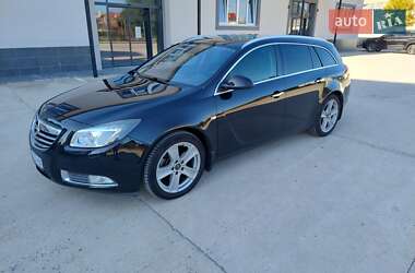 Універсал Opel Insignia 2012 в Ужгороді