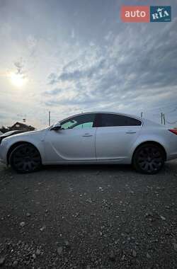 Седан Opel Insignia 2013 в Ужгороде
