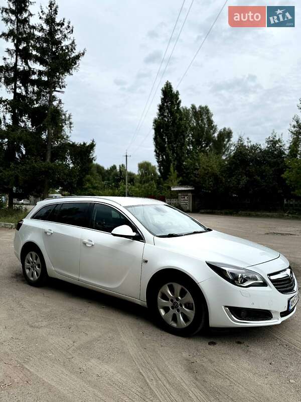 Универсал Opel Insignia 2016 в Коростышеве
