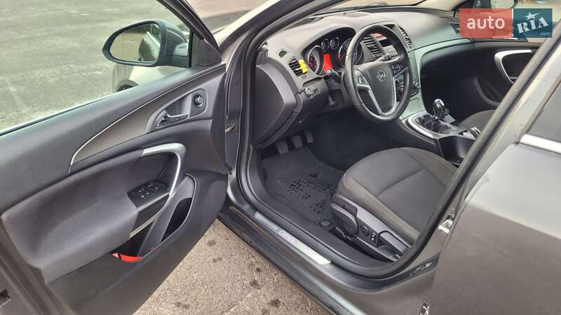 Универсал Opel Insignia 2010 в Луцке