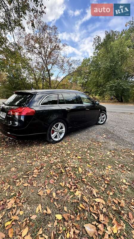 Универсал Opel Insignia 2012 в Новомосковске