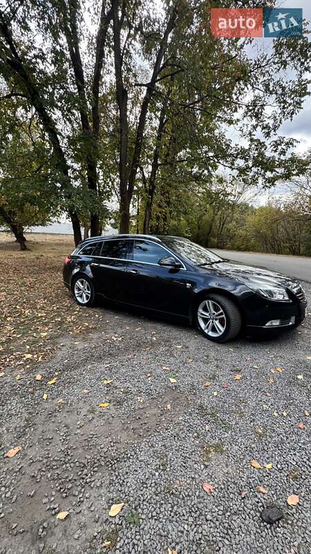 Универсал Opel Insignia 2012 в Новомосковске