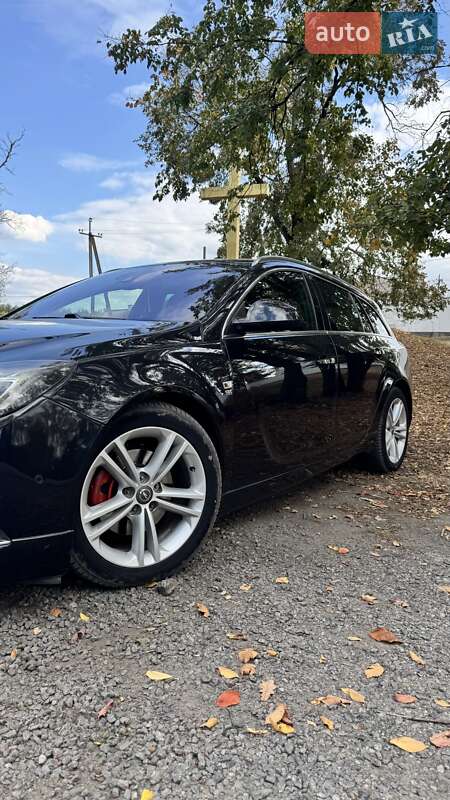 Универсал Opel Insignia 2012 в Новомосковске