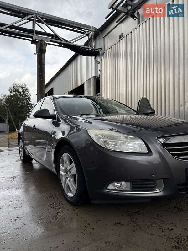 Ліфтбек Opel Insignia 2009 в Києві