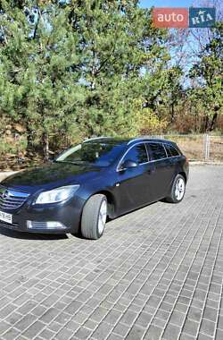 Универсал Opel Insignia 2010 в Николаеве