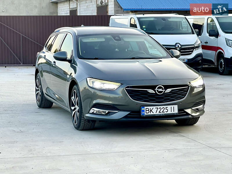 Универсал Opel Insignia 2017 в Млинове