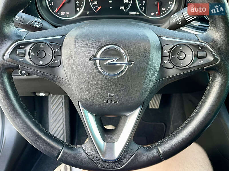 Универсал Opel Insignia 2017 в Млинове