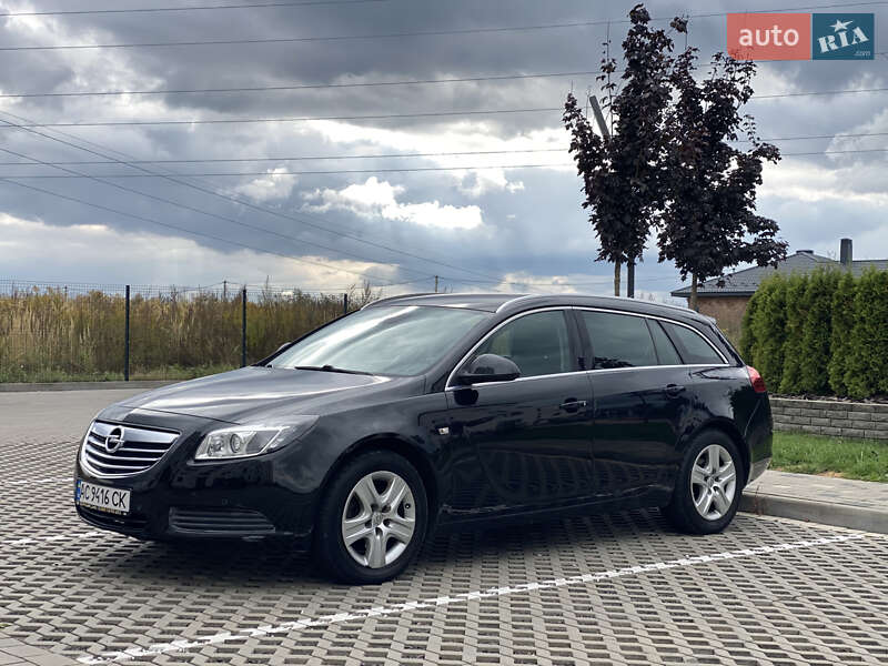 Универсал Opel Insignia 2011 в Луцке