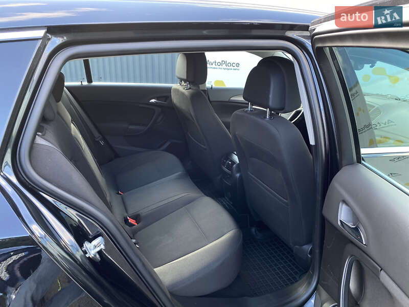 Универсал Opel Insignia 2011 в Луцке