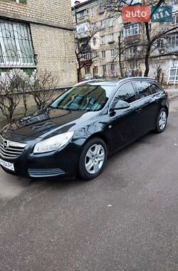 Универсал Opel Insignia 2010 в Киеве