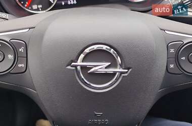 Универсал Opel Insignia 2018 в 
