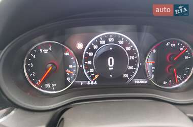 Универсал Opel Insignia 2018 в 