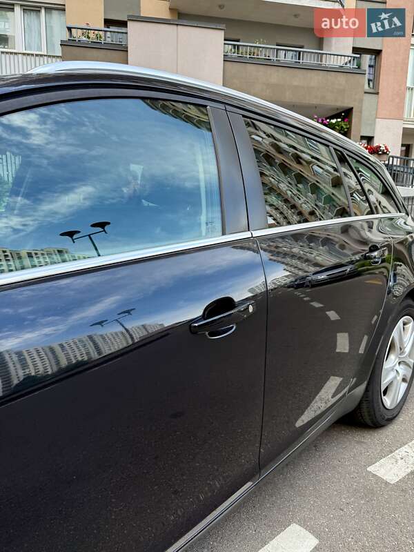 Універсал Opel Insignia 2016 в Києві