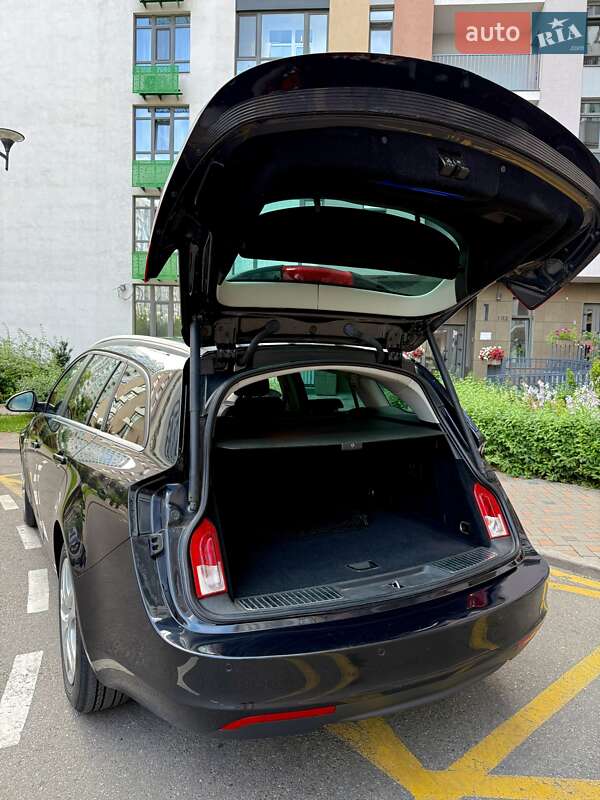 Універсал Opel Insignia 2016 в Києві