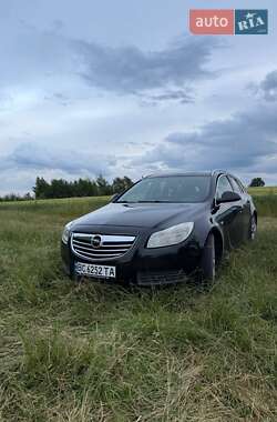 Универсал Opel Insignia 2010 в Львове