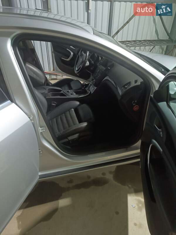 Универсал Opel Insignia 2011 в Борщеве фото 2 Универсал Opel Insignia 2011 в Борщеве