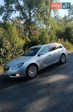Універсал Opel Insignia 2011 в Борщеві