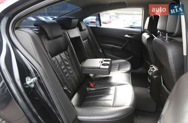 Седан Opel Insignia 2009 в  фото 10 Седан Opel Insignia 2009 в