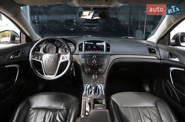 Седан Opel Insignia 2009 в  фото 13 Седан Opel Insignia 2009 в