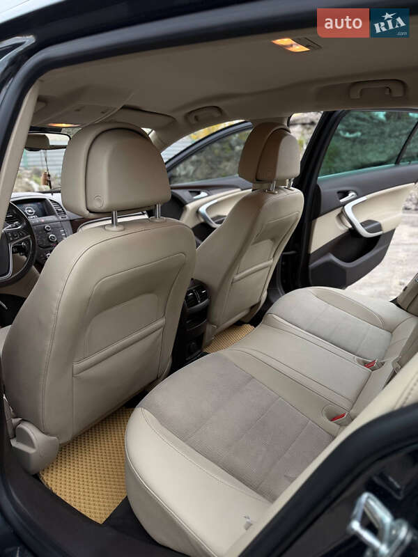 Універсал Opel Insignia 2010 в Києві