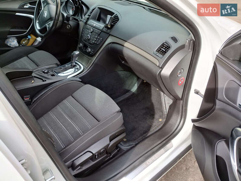 Универсал Opel Insignia 2013 в Могилев-Подольске фото 20 Универсал Opel Insignia 2013 в Могилев-Подольске