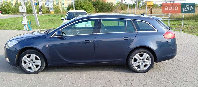 Универсал Opel Insignia 2009 в Львове
