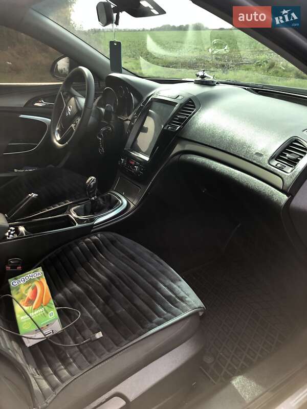 Універсал Opel Insignia 2012 в Тернополі