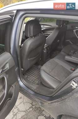 Универсал Opel Insignia 2009 в 