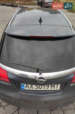 Универсал Opel Insignia 2009 в 