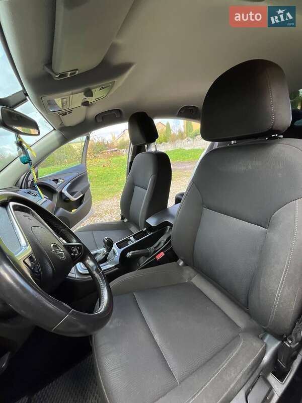 Седан Opel Insignia 2011 в Коломые фото 2 Седан Opel Insignia 2011 в Коломые