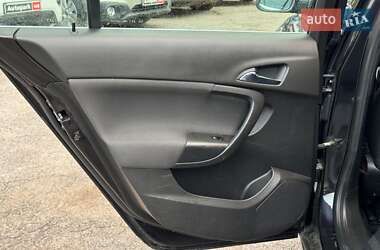 Лифтбек Opel Insignia 2009 в 