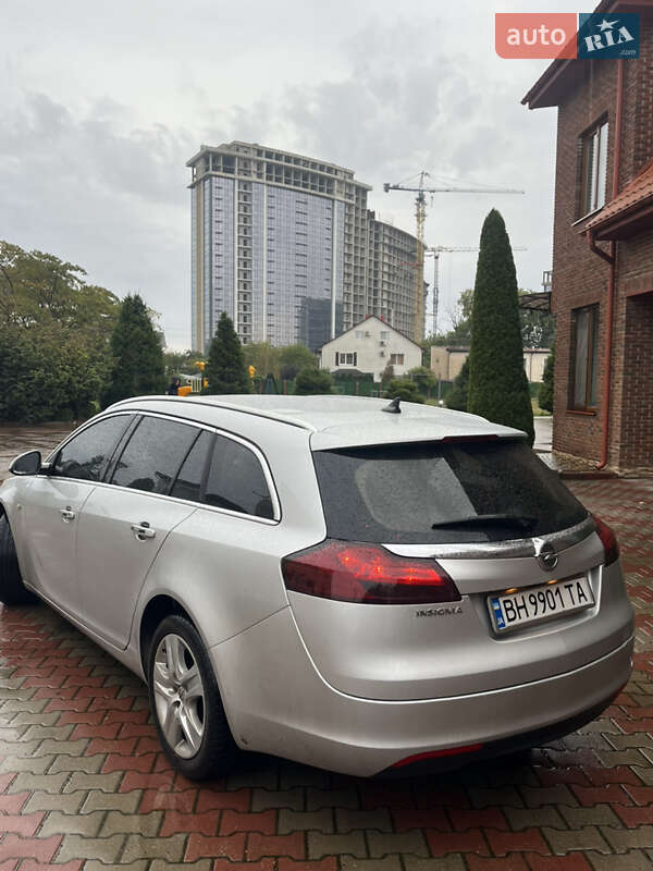 Универсал Opel Insignia 2010 в Одессе