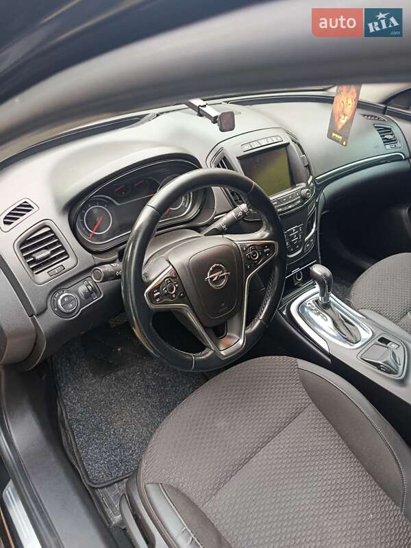 Универсал Opel Insignia 2013 в Ужгороде