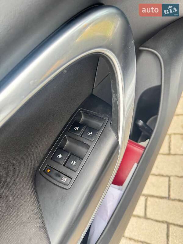 Універсал Opel Insignia 2010 в Дубні