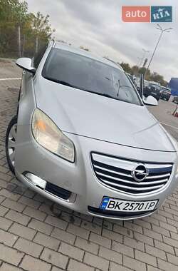 Универсал Opel Insignia 2010 в Дубно