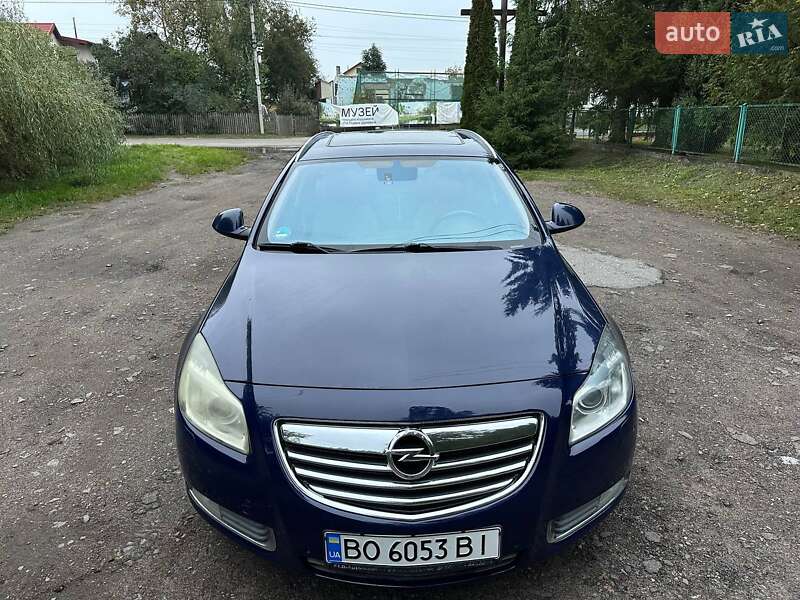 Універсал Opel Insignia 2011 в Львові