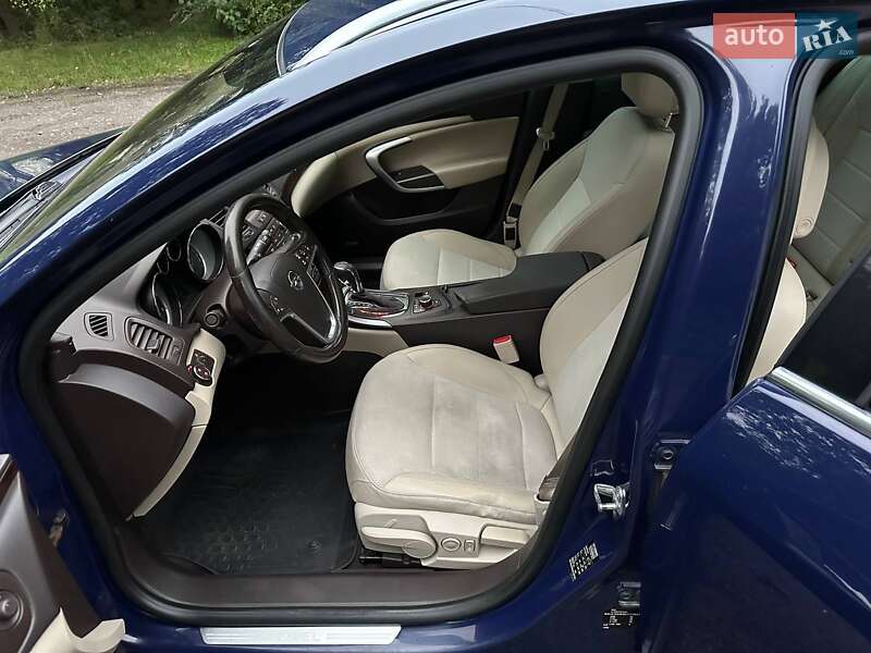 Універсал Opel Insignia 2011 в Львові