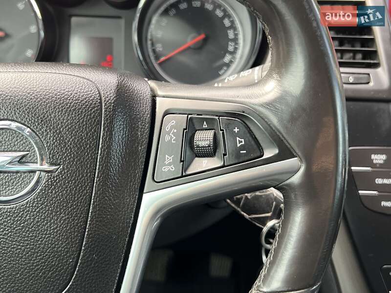 Универсал Opel Insignia 2011 в Львове
