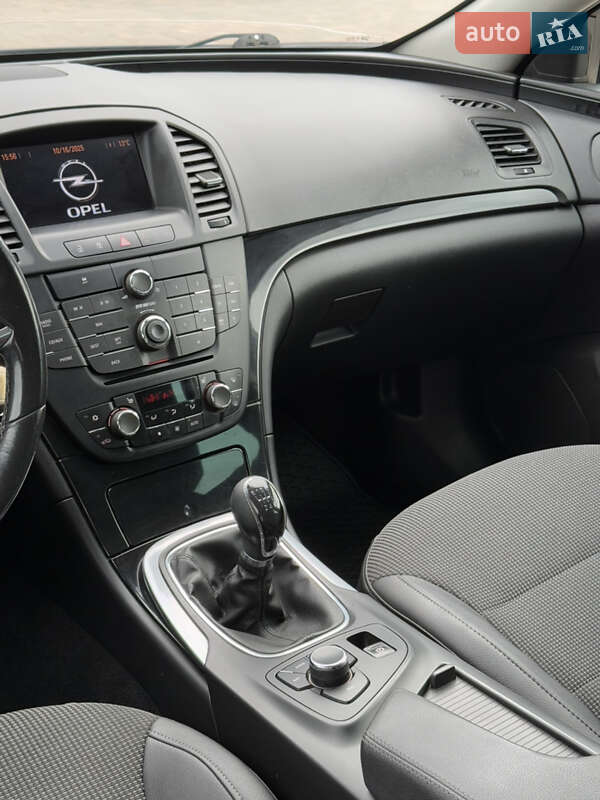 Универсал Opel Insignia 2010 в Ивано-Франковске фото 18 Универсал Opel Insignia 2010 в Ивано-Франковске
