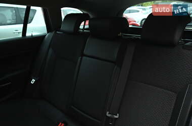 Универсал Opel Insignia 2016 в 