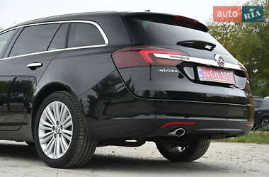 Универсал Opel Insignia 2016 в 