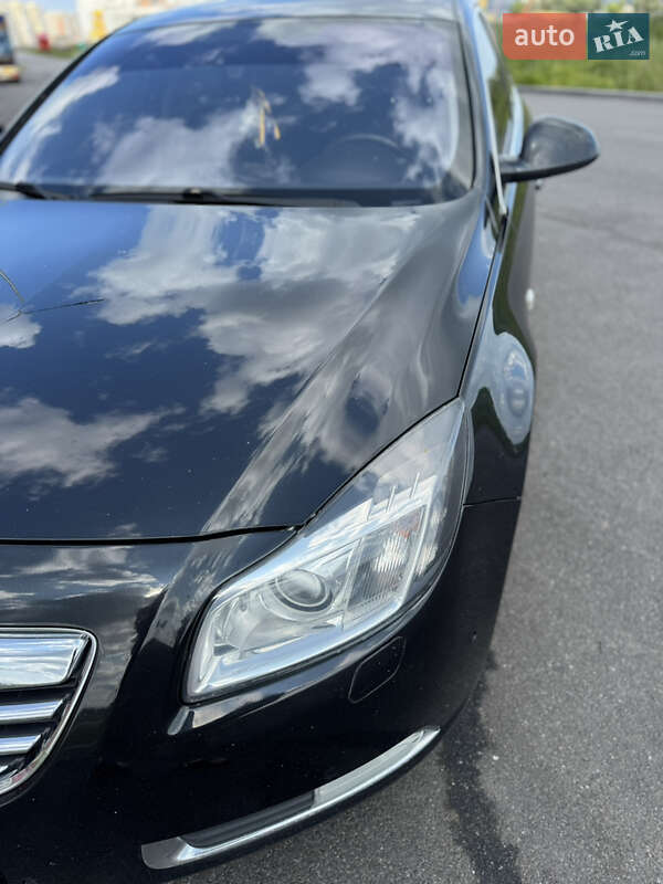 Седан Opel Insignia 2012 в Виннице