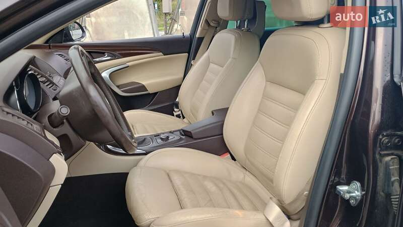 Универсал Opel Insignia 2012 в Самборе