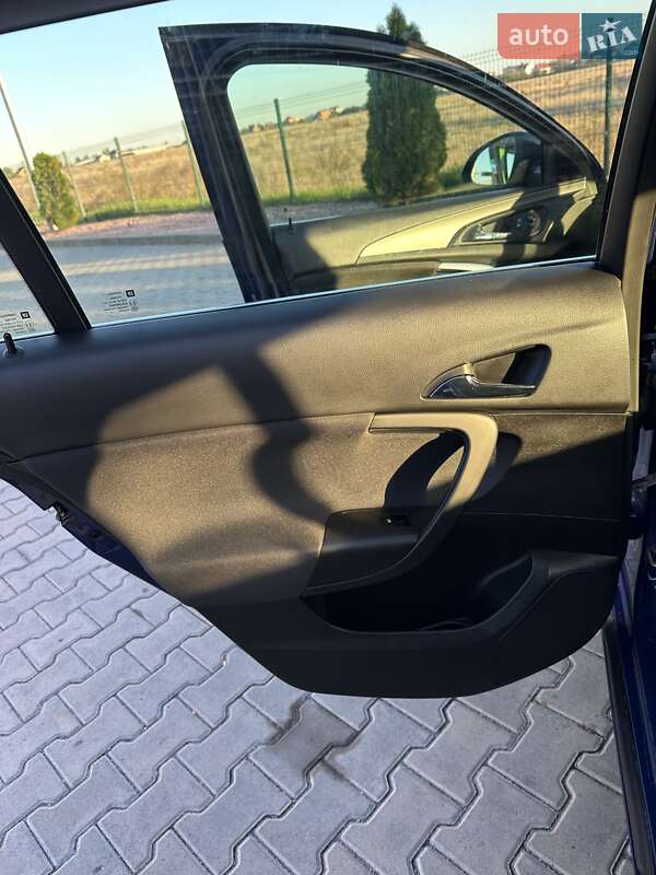 Универсал Opel Insignia 2014 в Одессе
