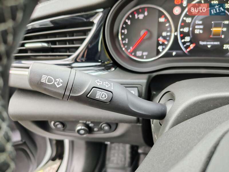 Универсал Opel Insignia 2018 в Киеве